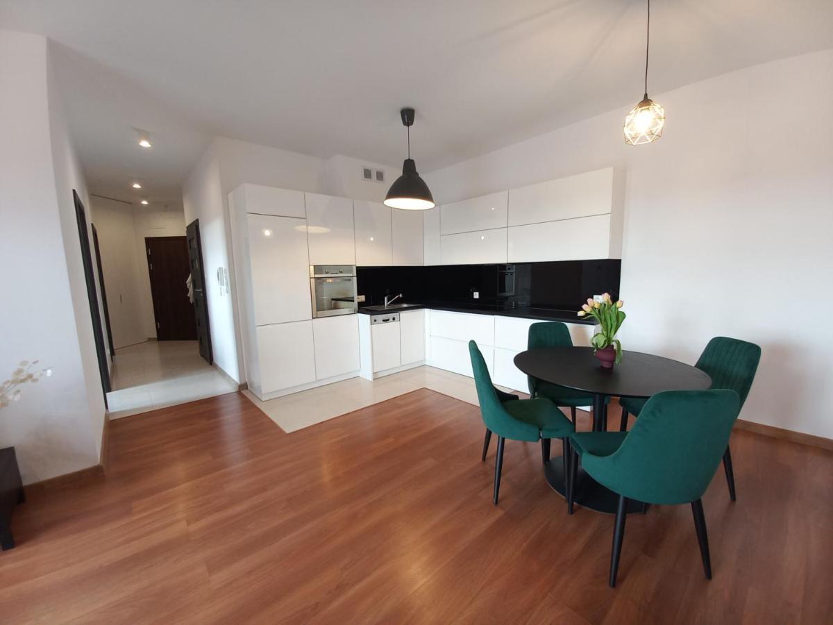 Apartament Reymonta Park Apartment พิยอตตูร์กุฟ เทรบูนัลสกี ภายนอก รูปภาพ